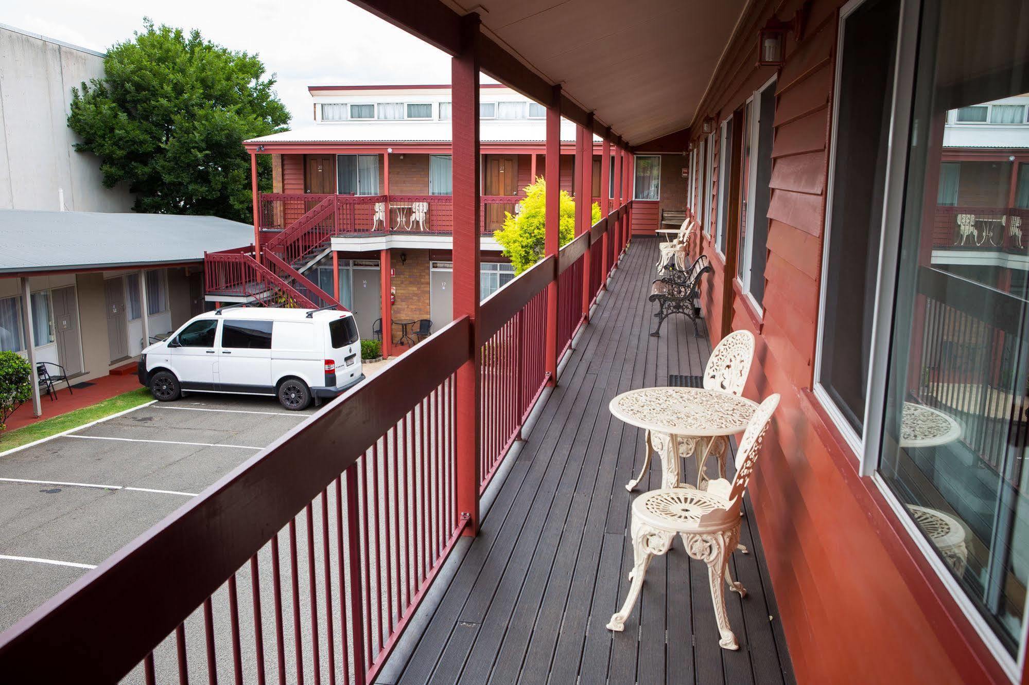 Downs Motel Toowoomba Exterior photo